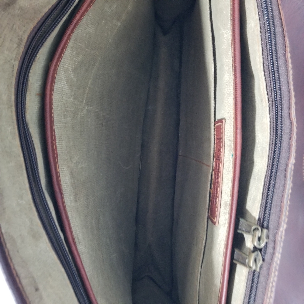 100% Genuine Leather Messenger style briefcase Coated Waxed Leather - Picture 14 of 17